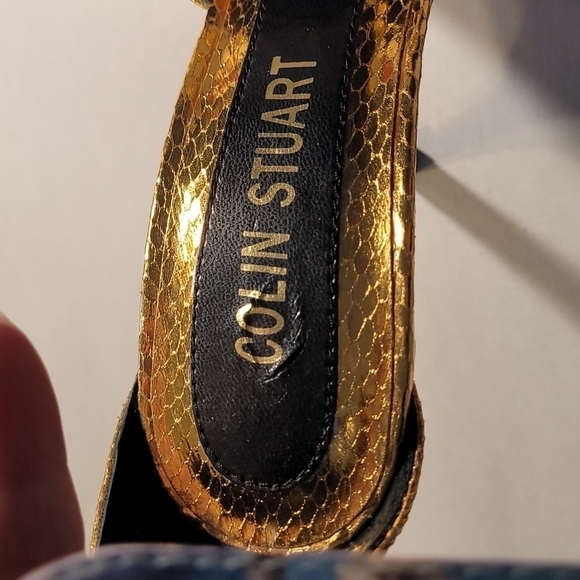Women's Colin Stuart Gold Heels New - Picture 5 of 9